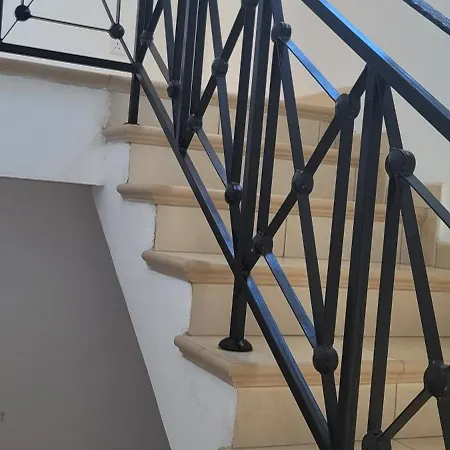 Spaciouseaview Townhouse With Rooftop Lounge Argaka