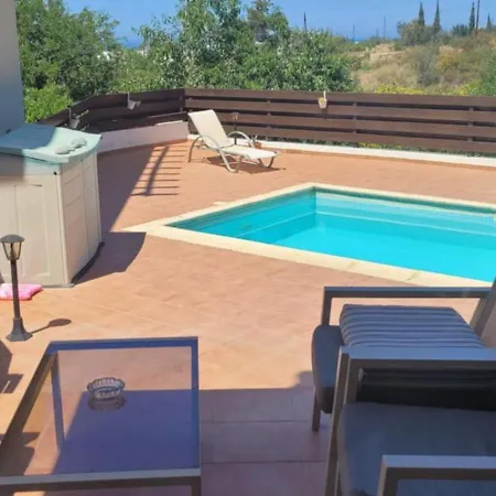 Holiday home Spaciouseaview Townhouse With Rooftop Lounge Argaka